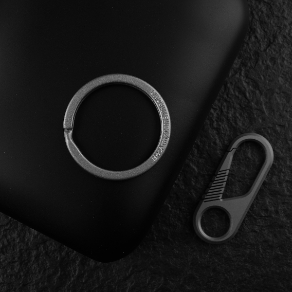 CH4 Titanium Keyring Kit | 4pcs keyring | Uses with Keys and other EDC gears