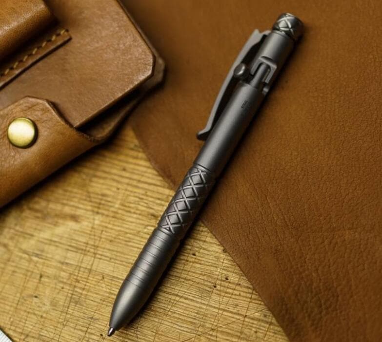 TPX8 Keychain Bolt Action Tactical Pen – MecArmy